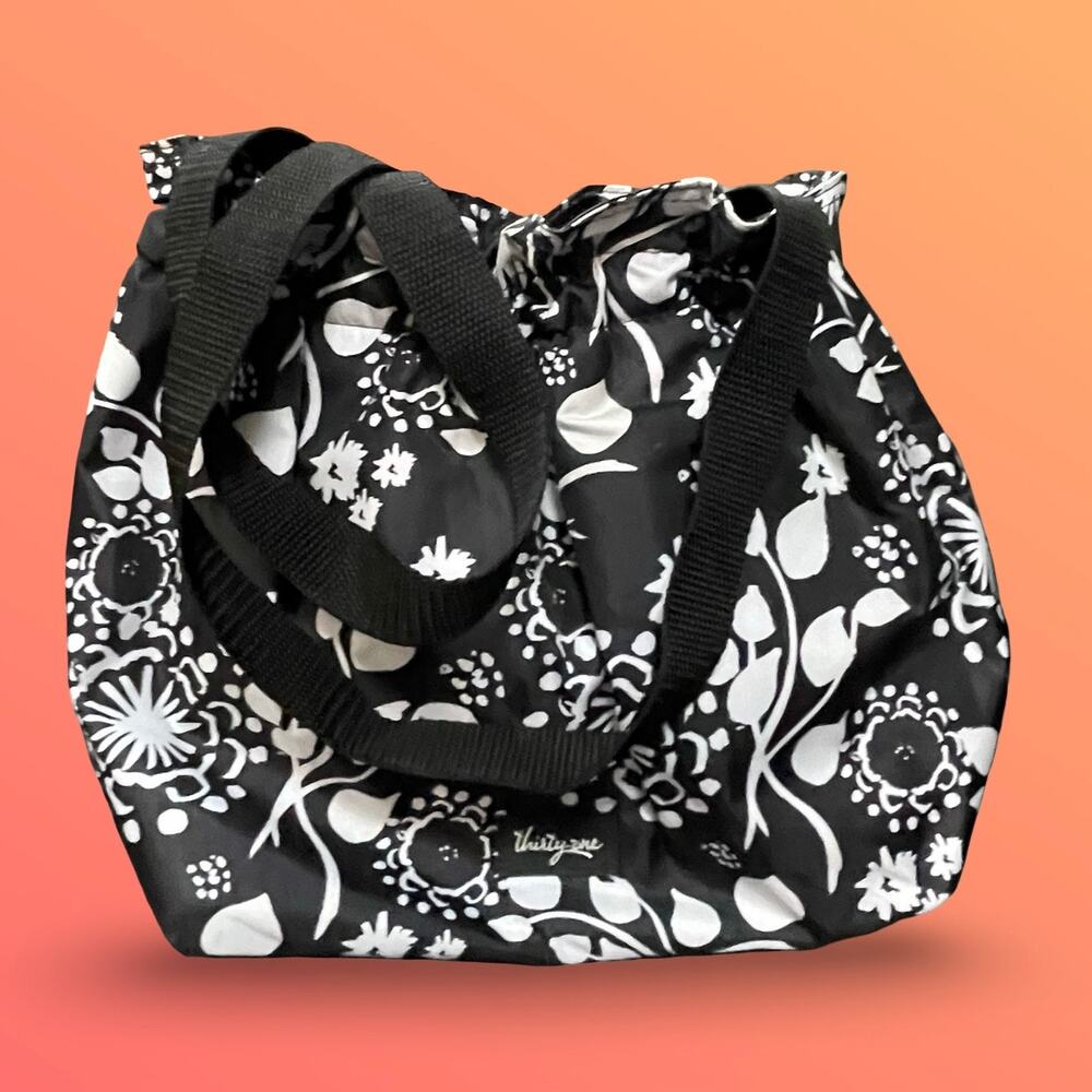 Thirty One Cinch It Up Thermal Lunch Bag Insulated Tote Big Dots Floral Pink